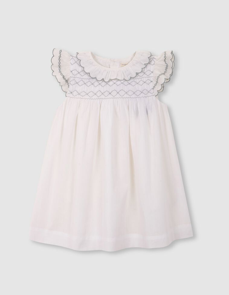 Vestido smock y bordados blanco