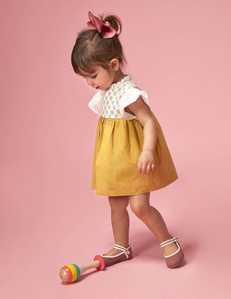 Vestido canesú estampado amarillo