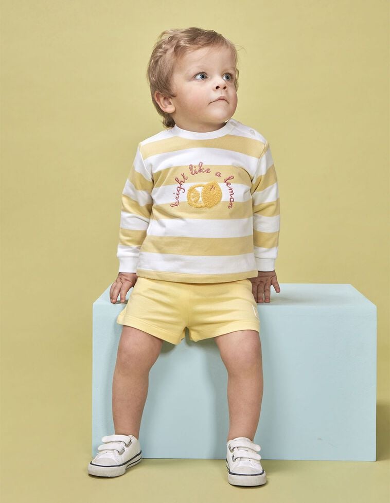 Sudadera de rayas amarilla con print