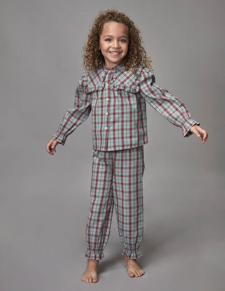 Pijama de cuadros verde