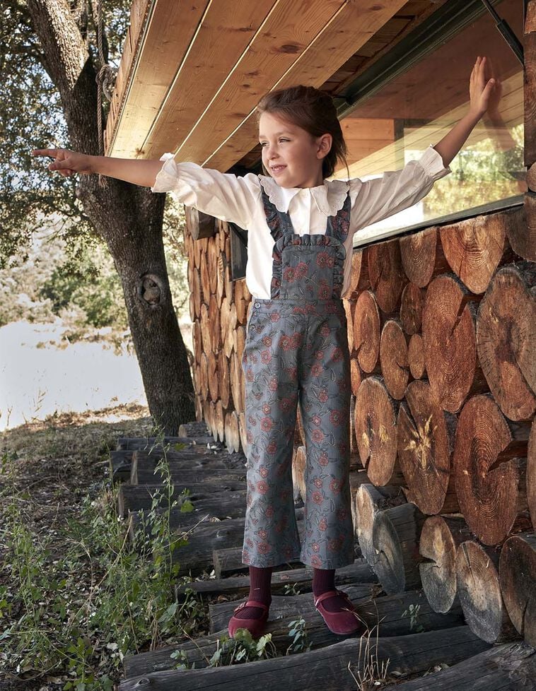 Peto estampado con tirantes verde Peto estampado con tirantes verde