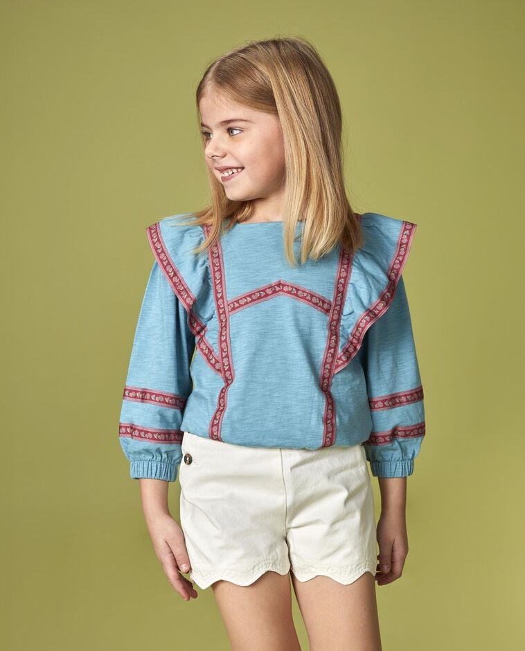 Camiseta con vivos a contraste azul