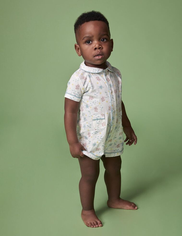 Pijama estampado fondo marino blanco