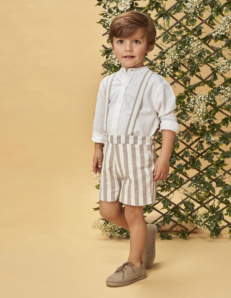 Pantalón corto de rayas con lino y tirantes lila