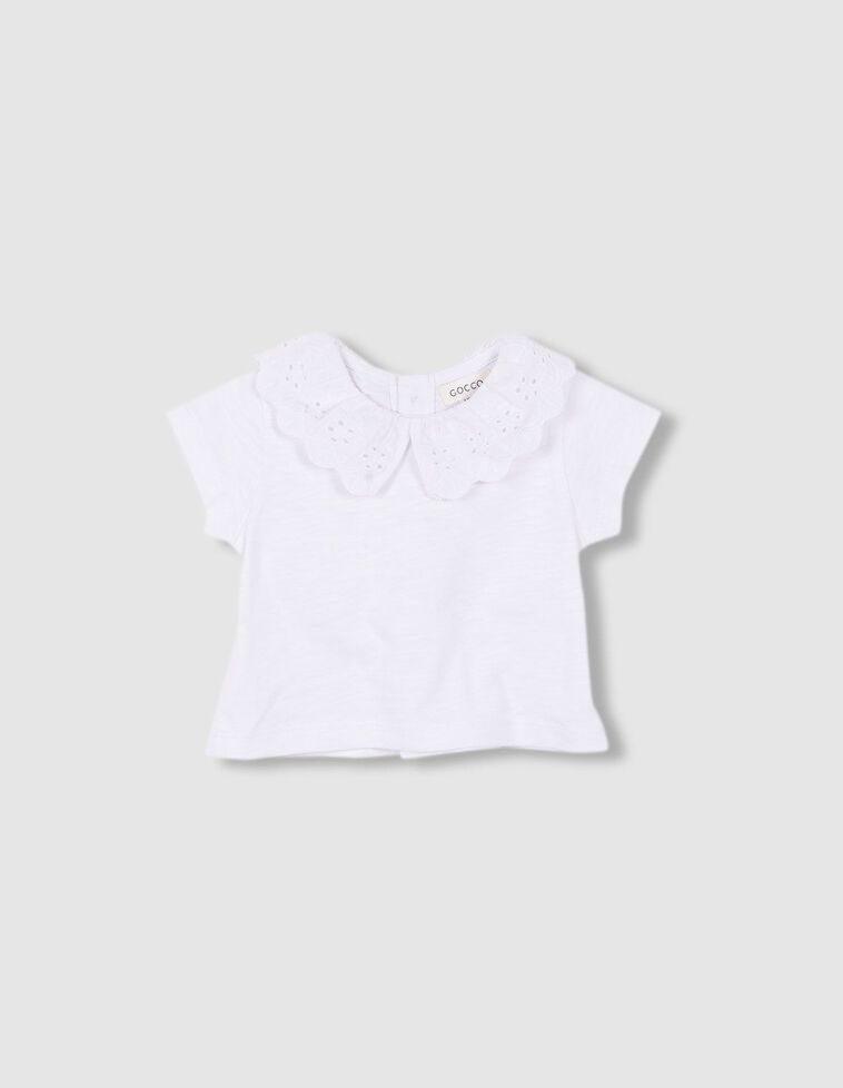 Camiseta con cuello bordado blanco 