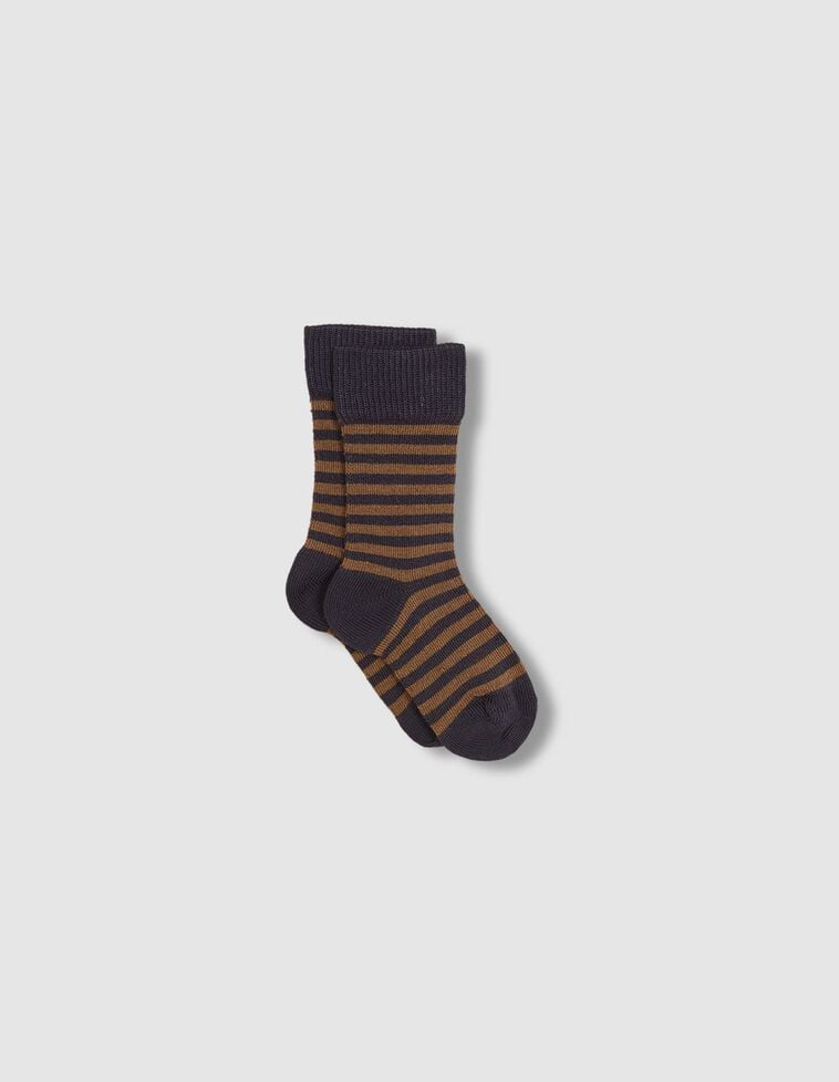 Calcetines de rayas finas gris