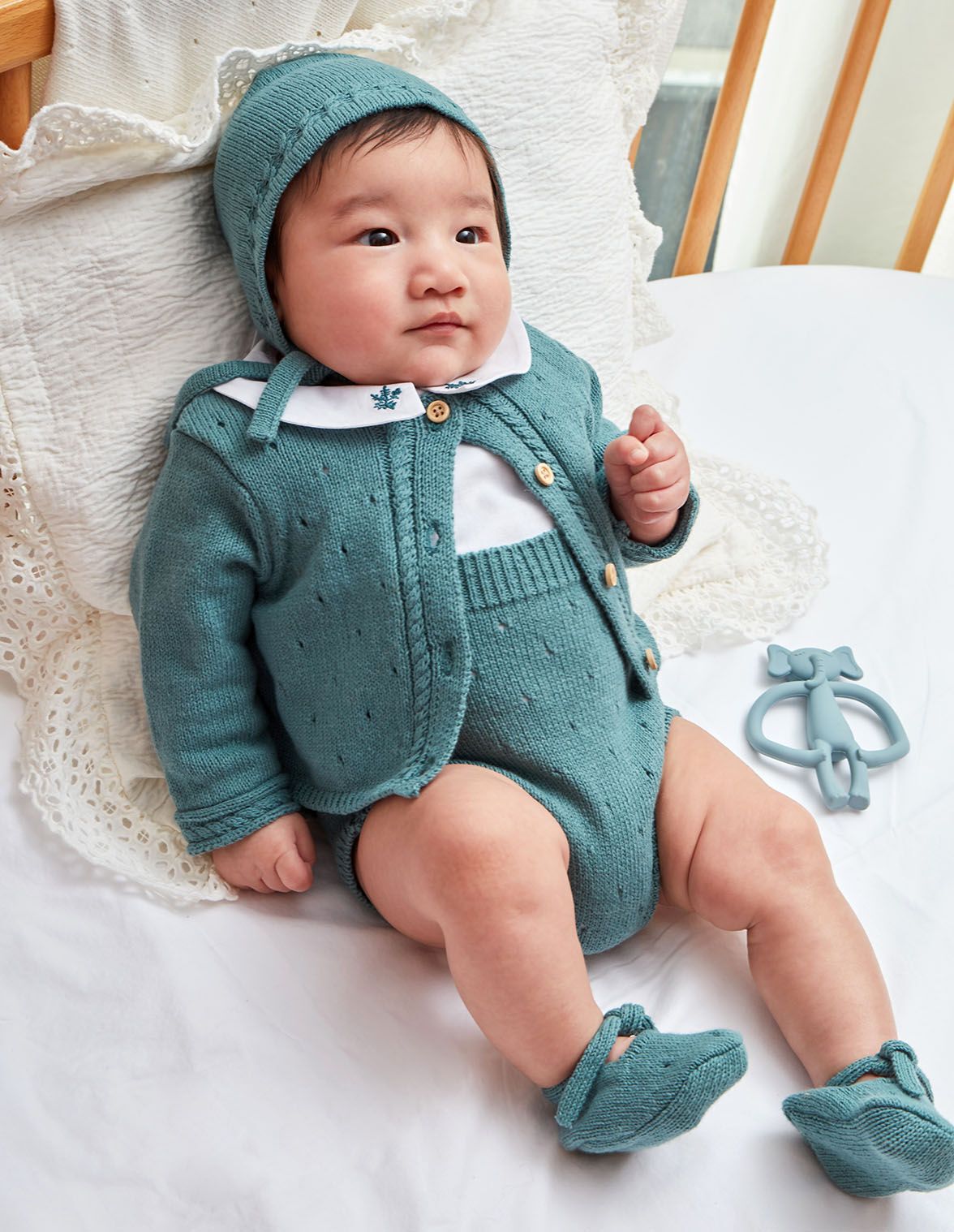 Chaqueta desagujados verde para primera puesta Gocco