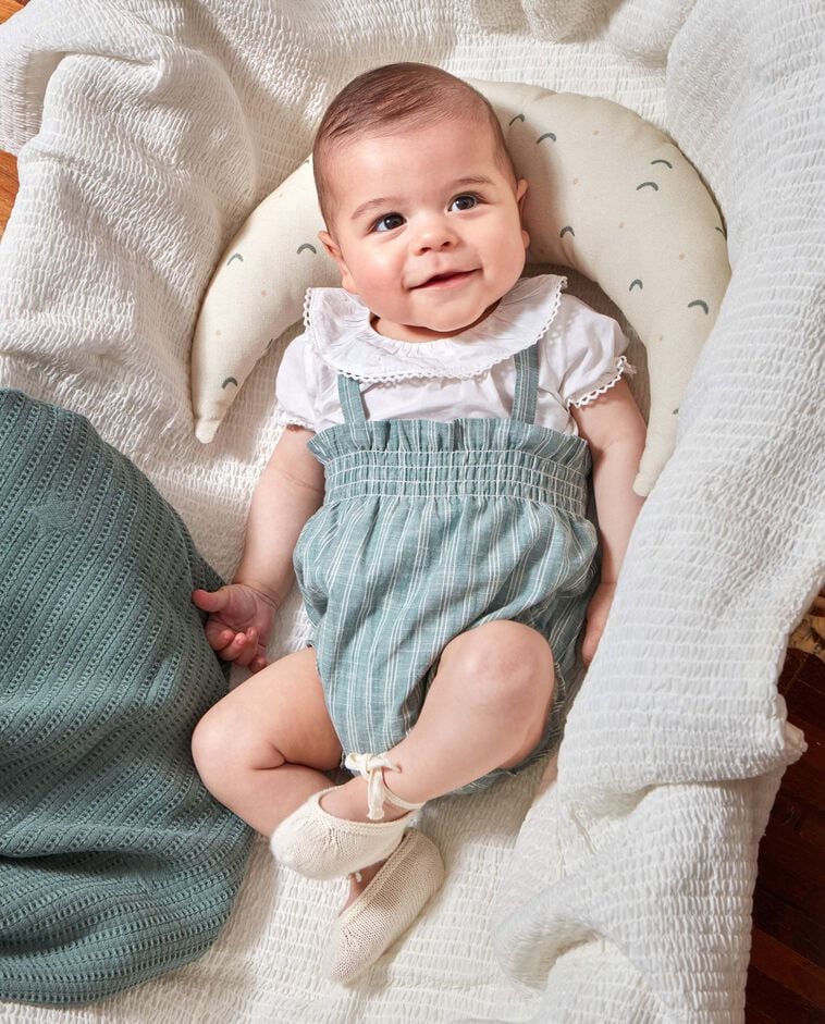 Blusa cuello volante blanco