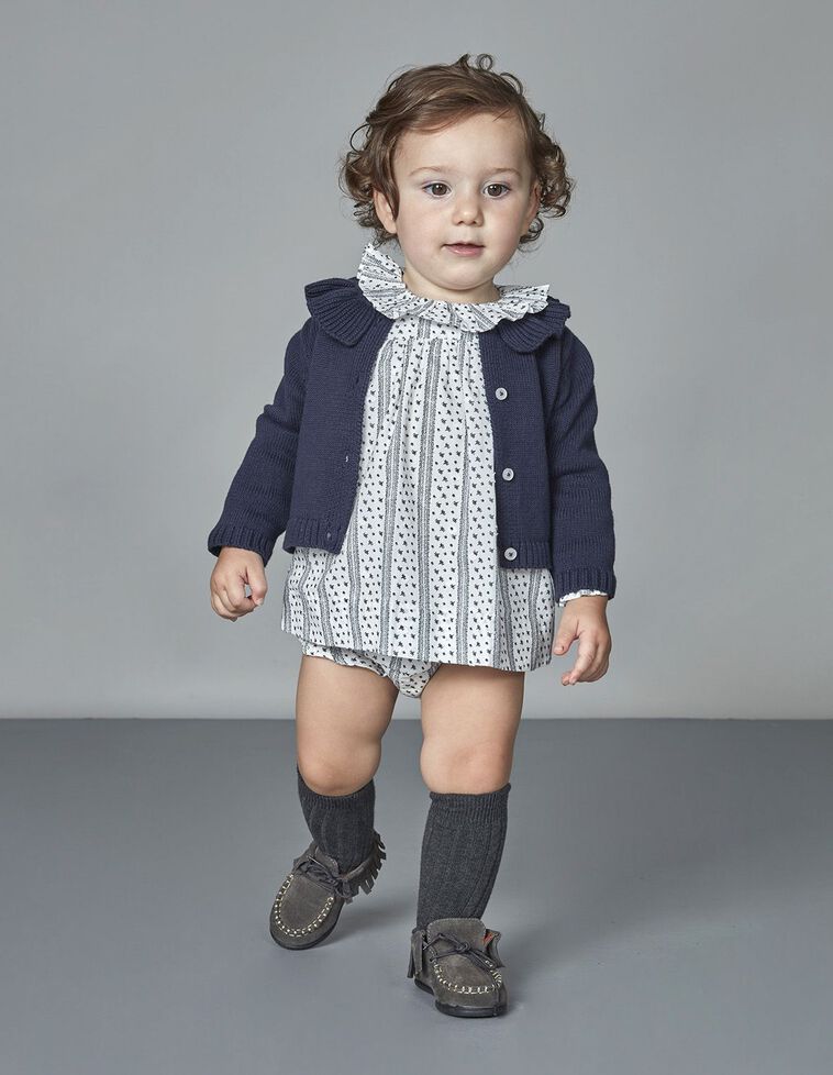 Chaqueta Azul Con Cuello Volante Marino
