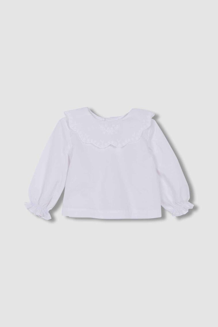 Blusa cuello bordado blanca 