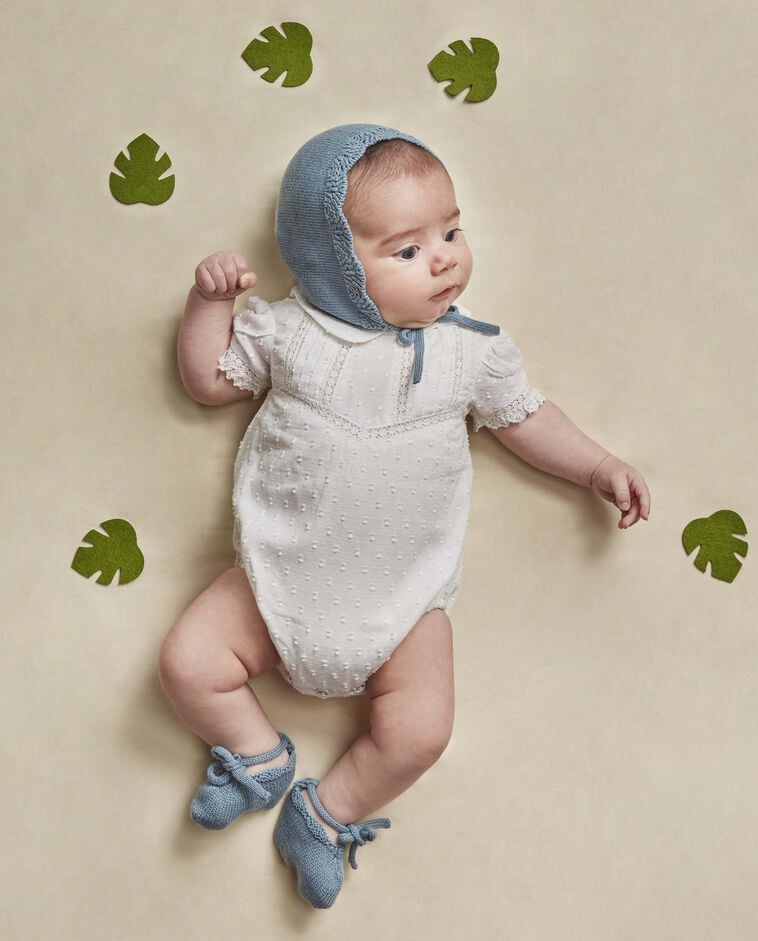 Ranita con tiras bordadas blanco