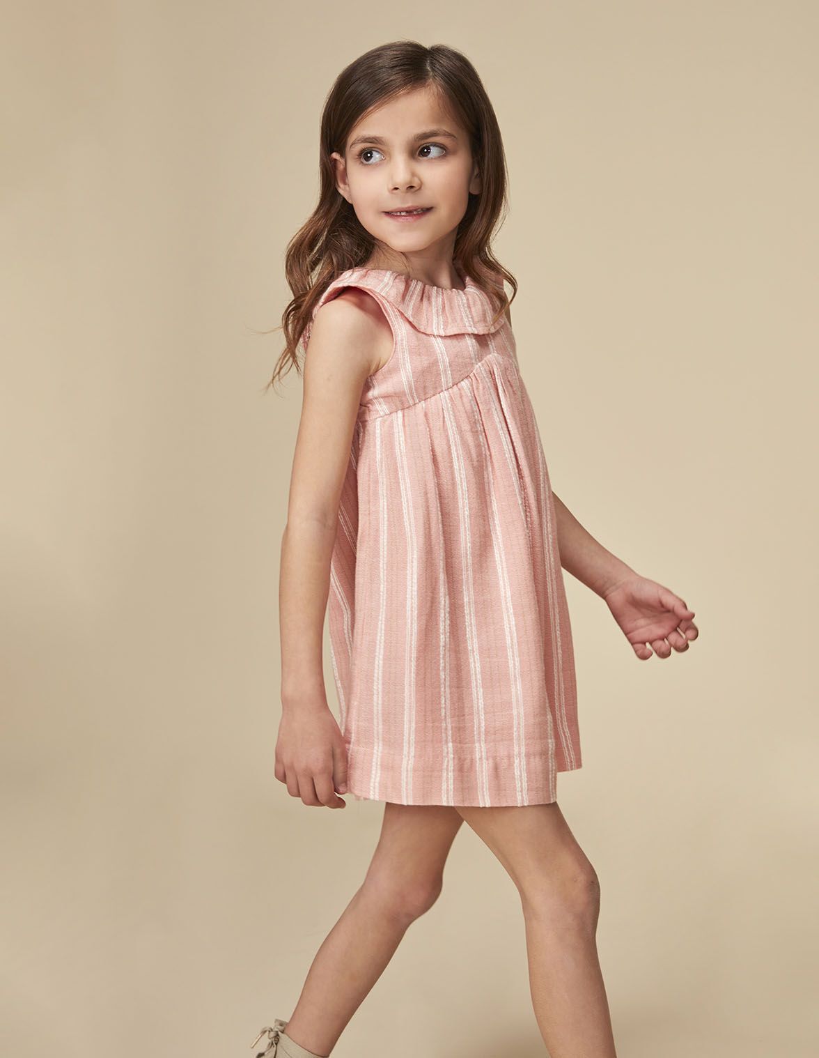 Vestido dobby rosa para nina Gocco