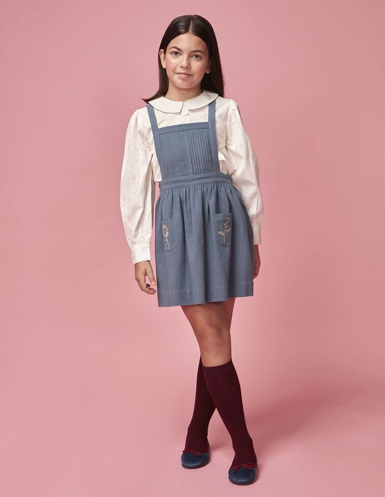 Pichi con jaretas y bolsillos bordados verde Pichi con jaretas y bolsillos bordados verde