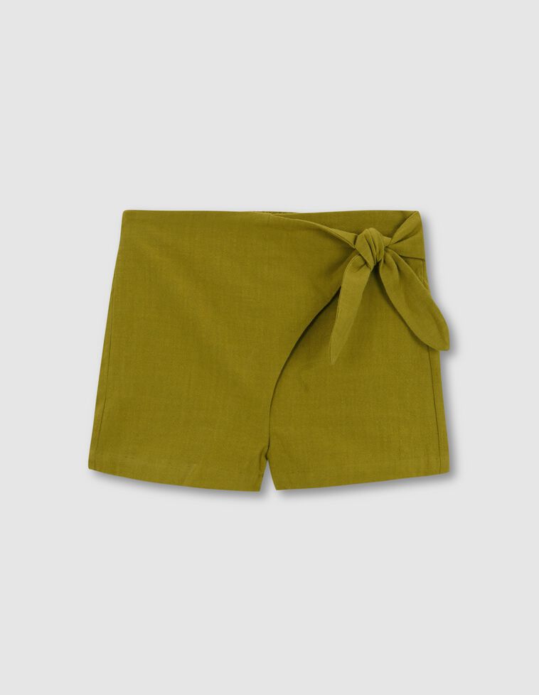 Pantalón corto anudado verde