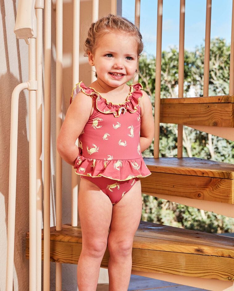 Ba&ntilde;ador cangrejos coral