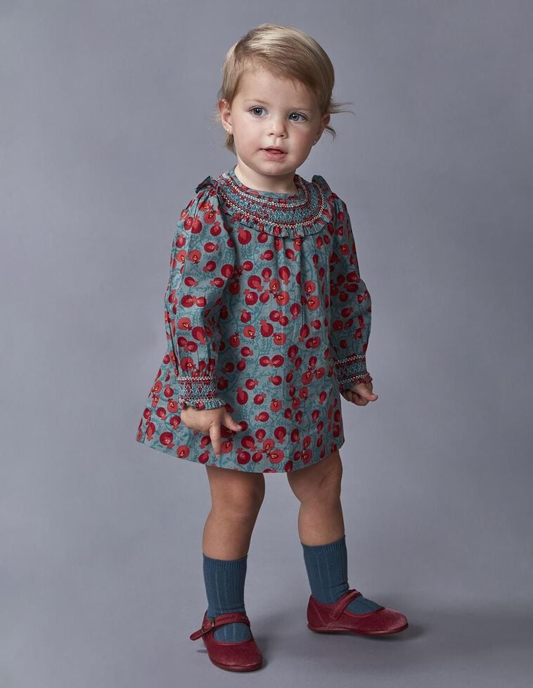 Vestido cuello nido de abeja a mano azul claro