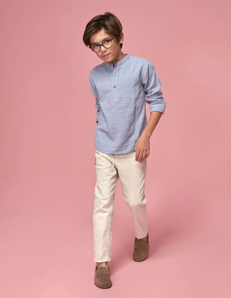 Camisa lisa azul claro