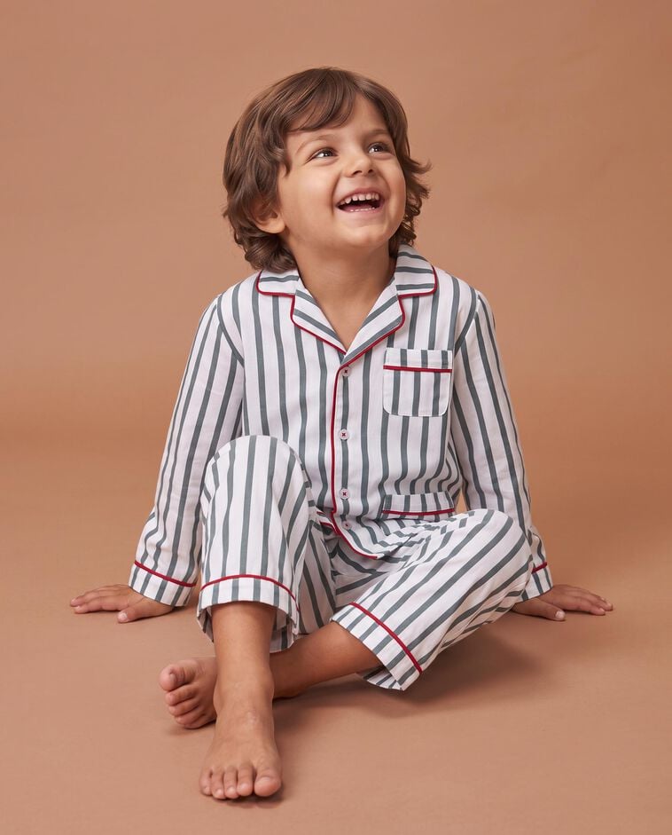 Pijama de rayas verde ni&ntilde;o