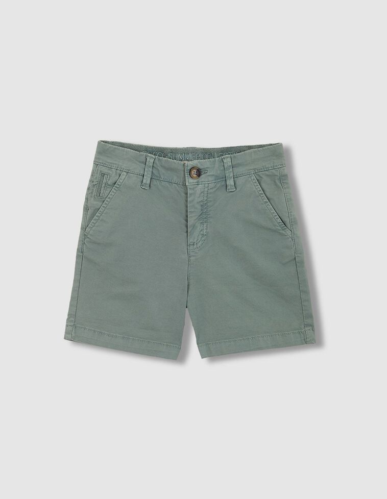 Pantalón chino corto de sarga verde