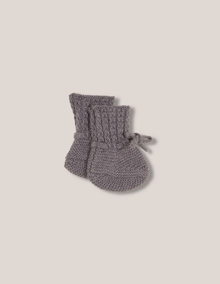 Patucos altos de punto bobo con lana gris