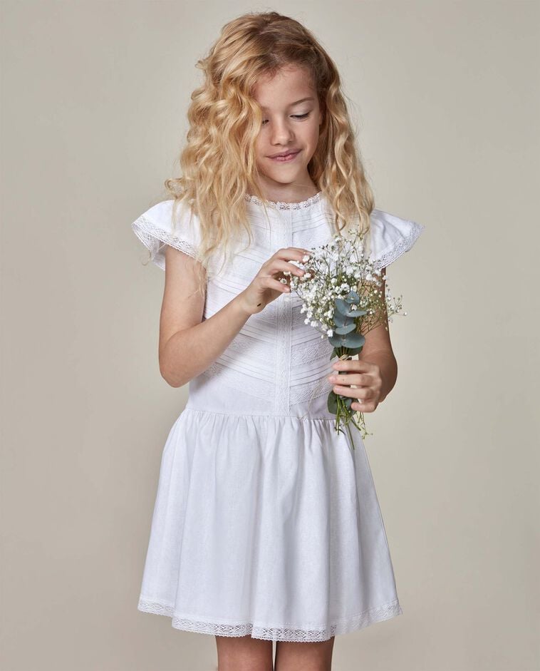 Vestido de lino con tiras bordadas blanco