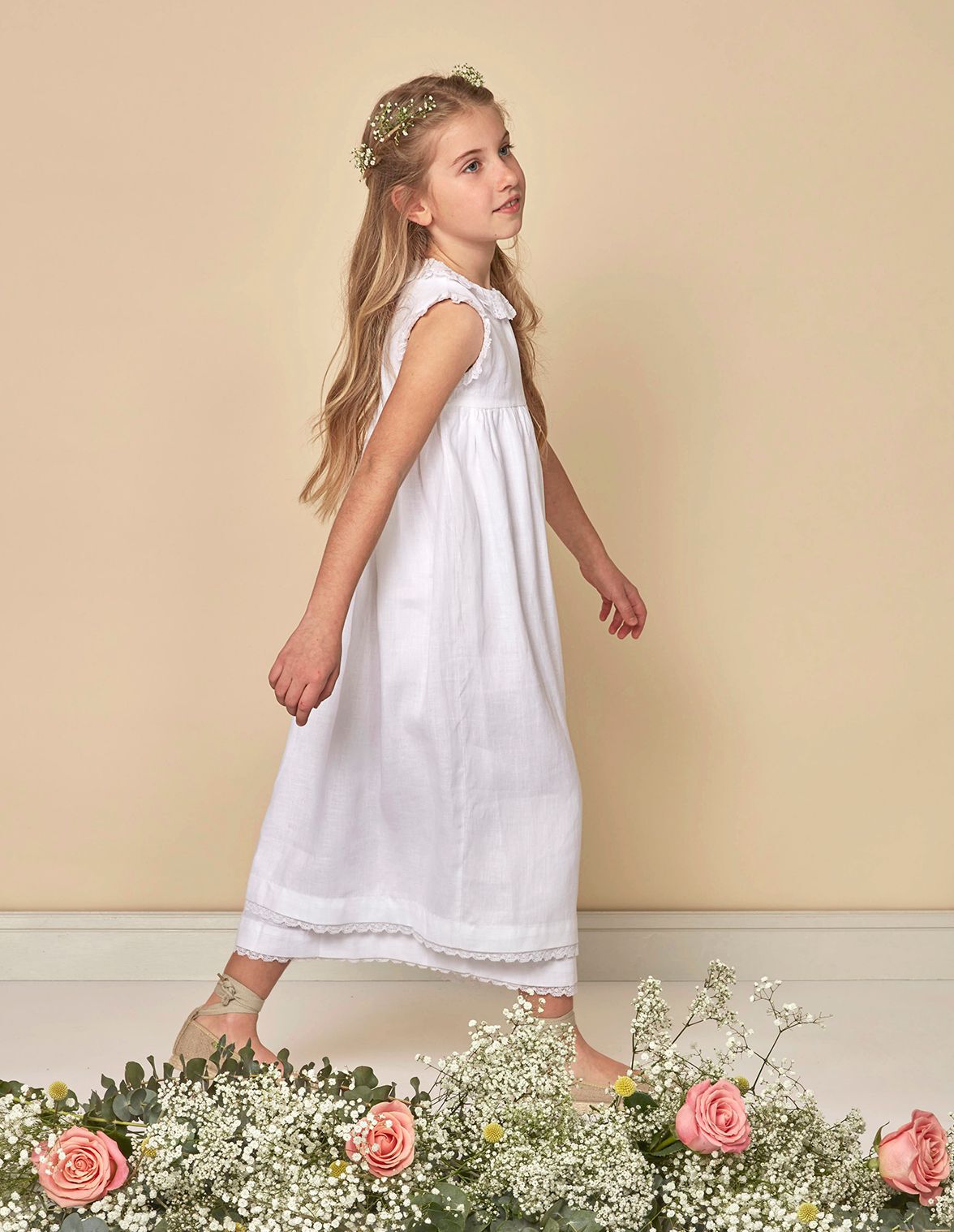 Vestidos con tiras bordadas deals