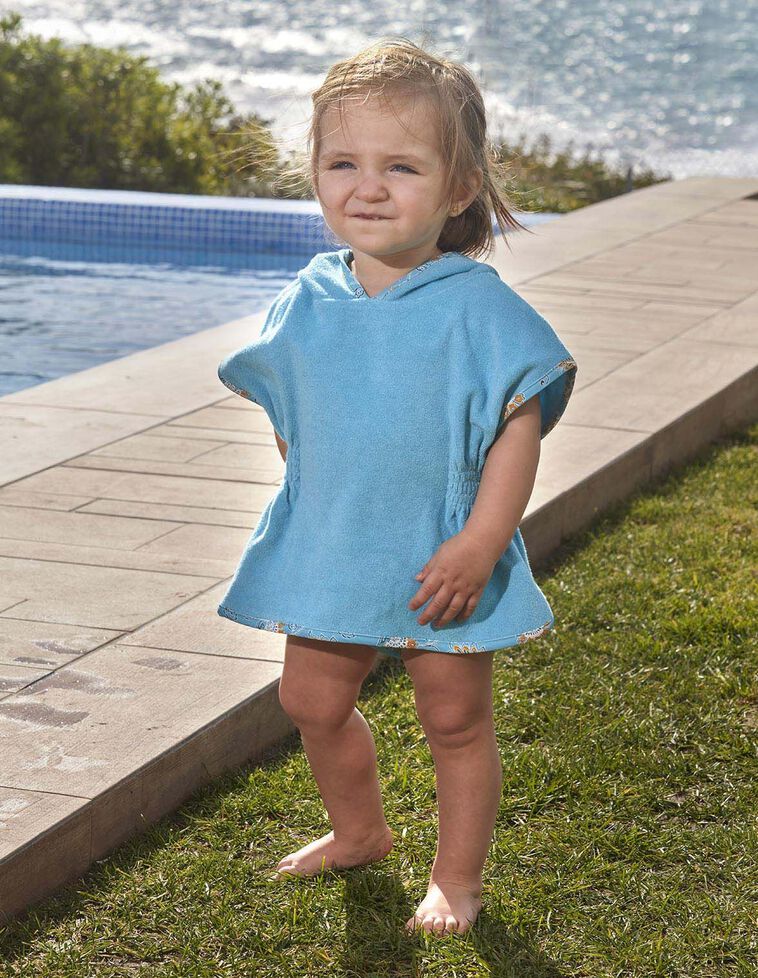 Poncho de terry azul claro