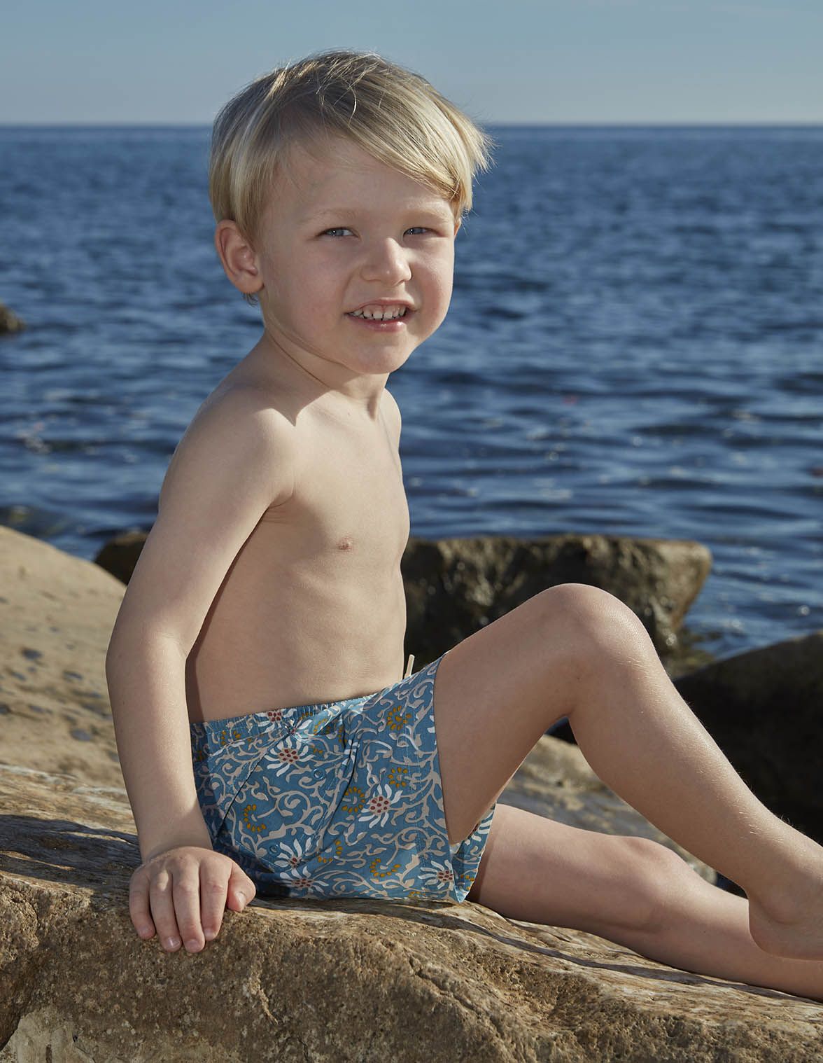Niño bañador 2025