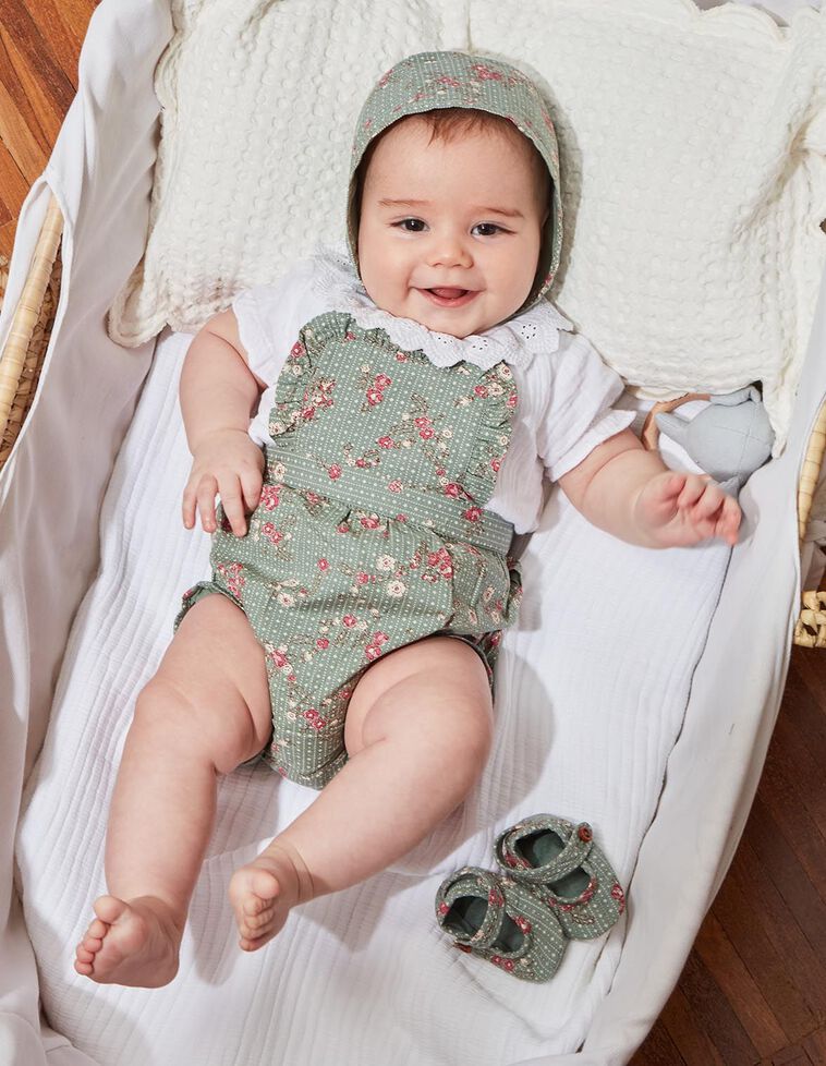 Ranita estampada con volantes verde