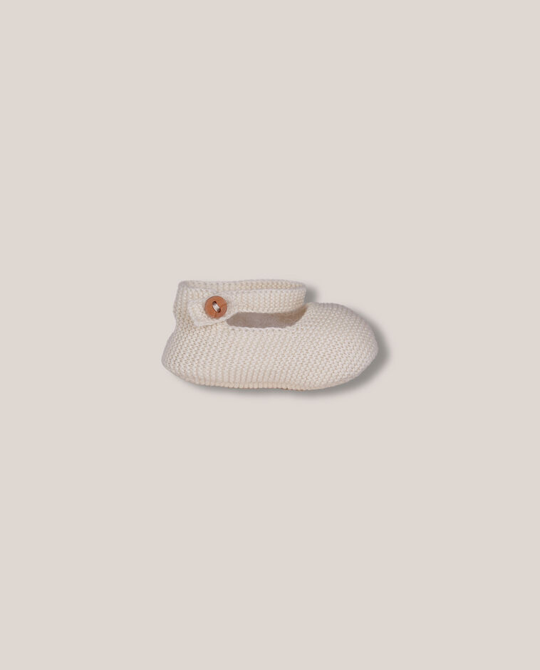Patuco de punto de bobo blanco