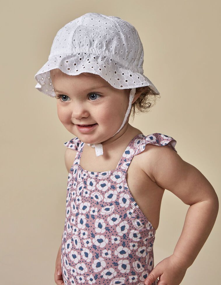 Gorro de tejido desagujado blanco