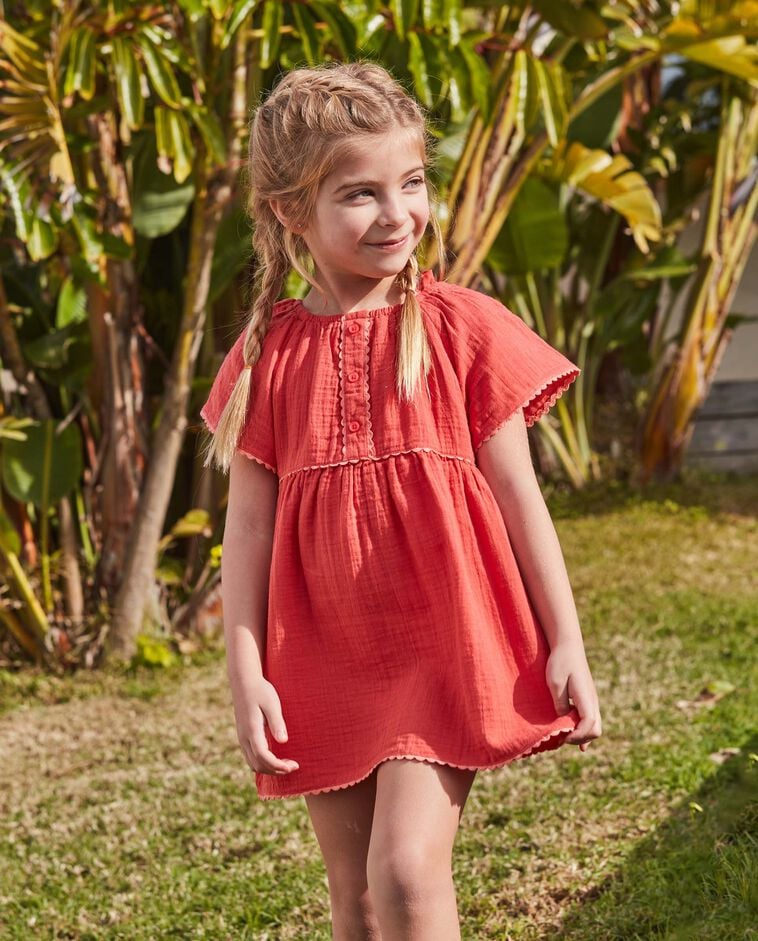Vestido con ric rac a contraste naranja