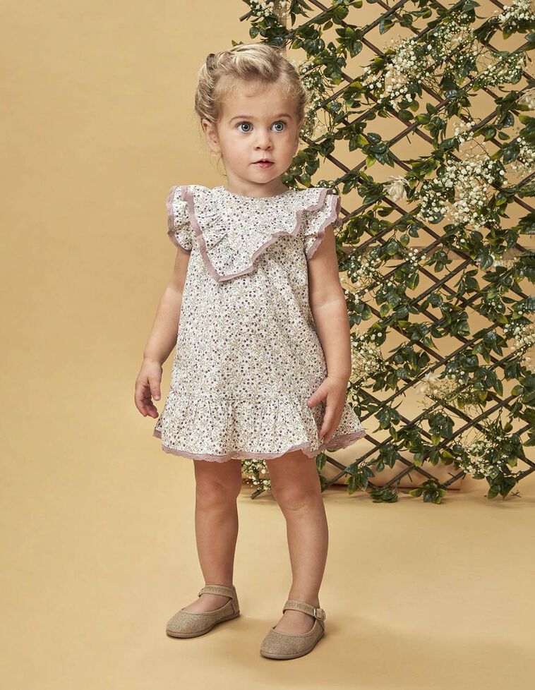 Vestido de florecitas lila