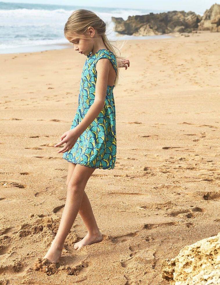 Vestido azul de flores tropicales
