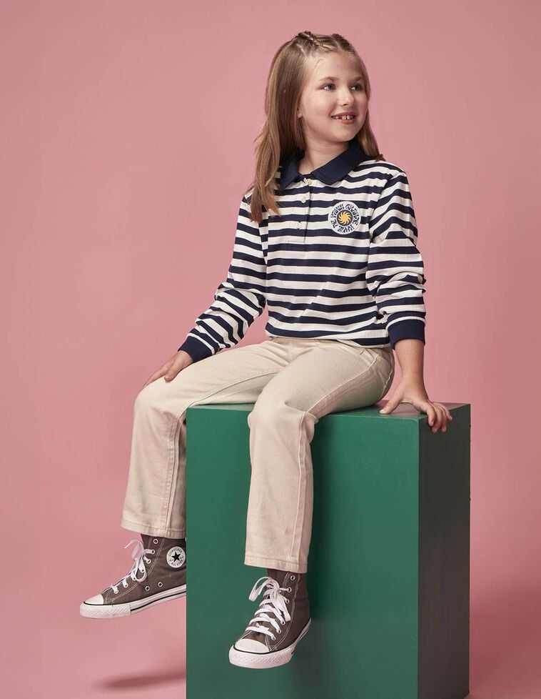 Polo de rayas con parche de paris blanco Polo de rayas con parche de paris blanco