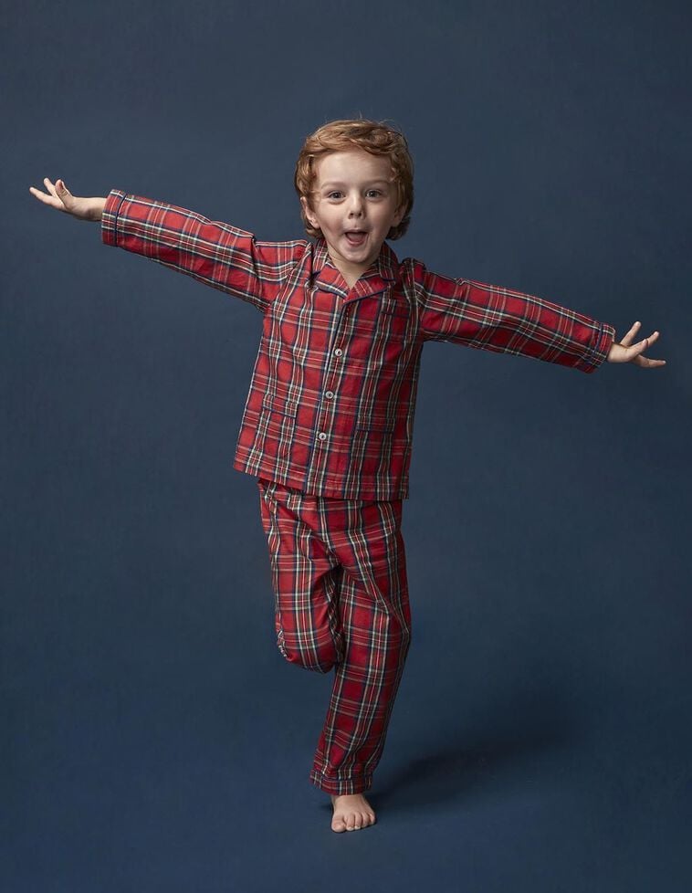 Pijama navidad de cuadro tartan con vivo a contraste rojo