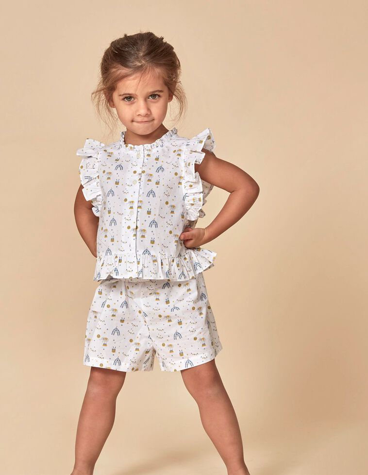 Pijama blanco con estampado de circo