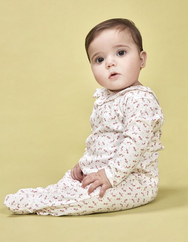 Pijama estampado florecitas rosa