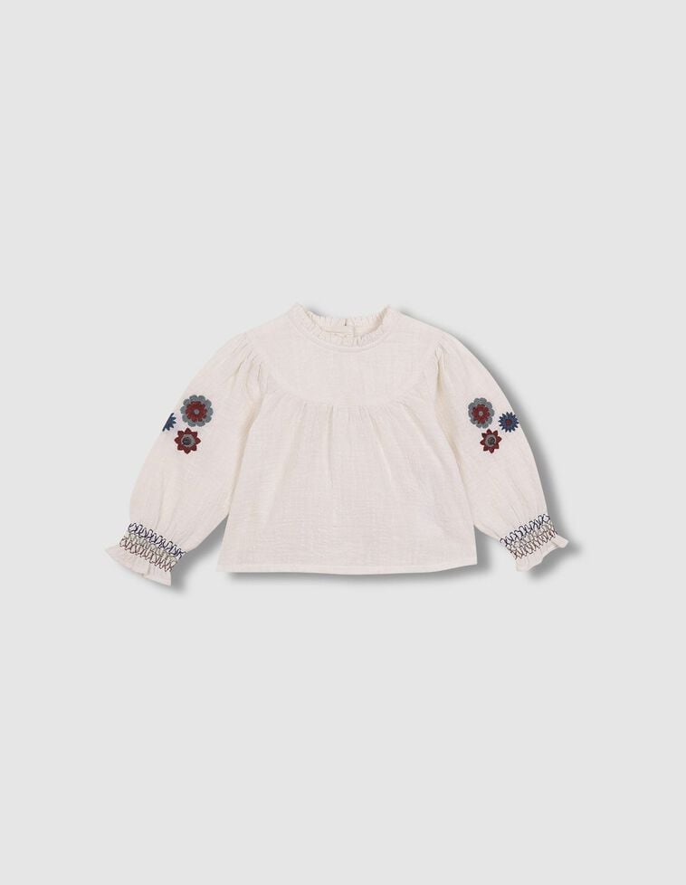 Blusa con bordado blanco