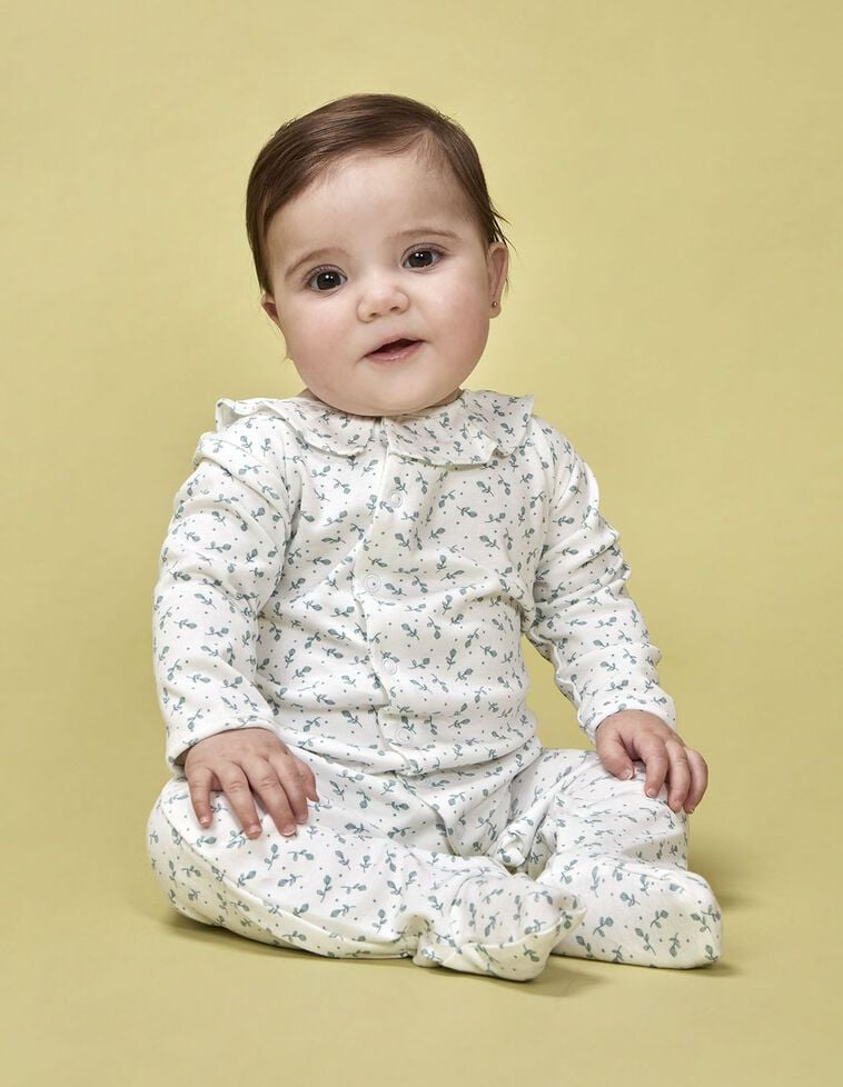 Pijama estampado florecitas verde