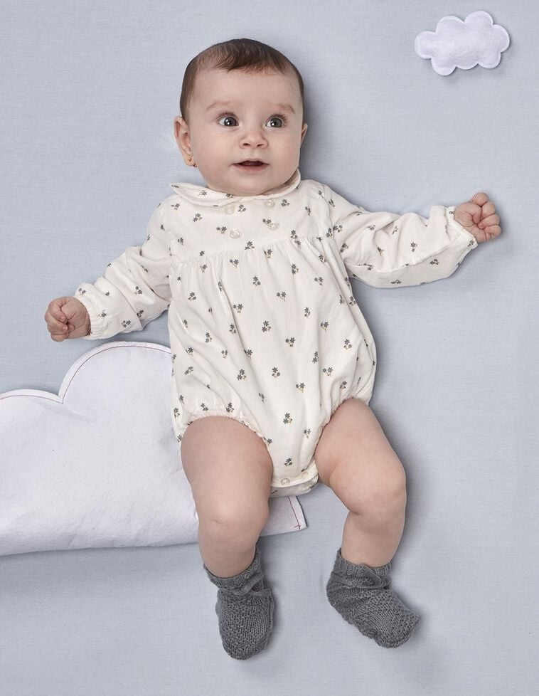 Ranita de pana de flores blanco