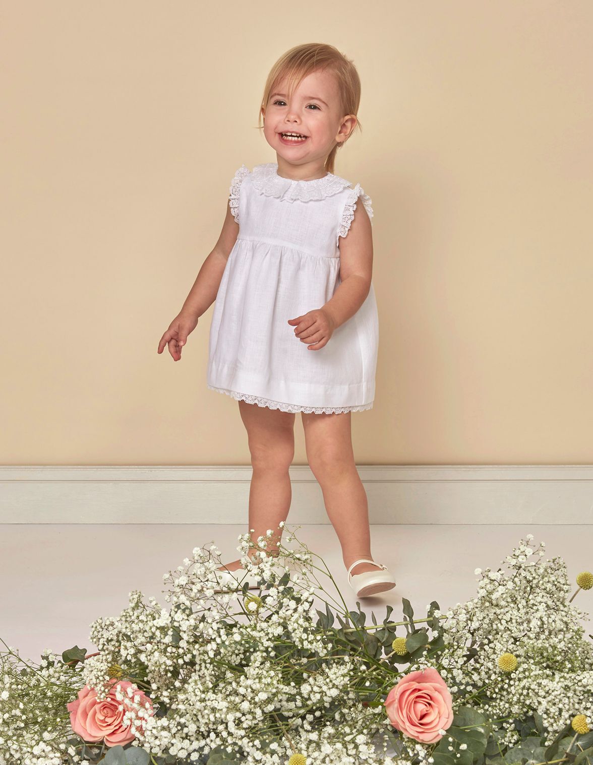 Vestidos de tira bordada para niña clearance