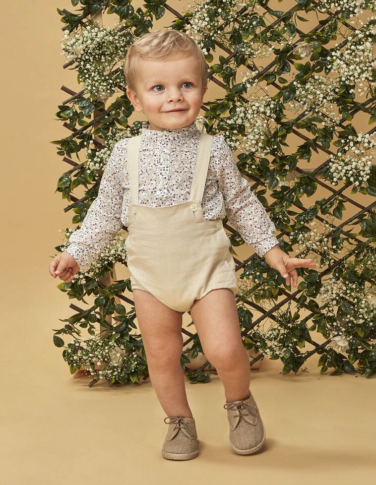 Camisa de florecitas lila