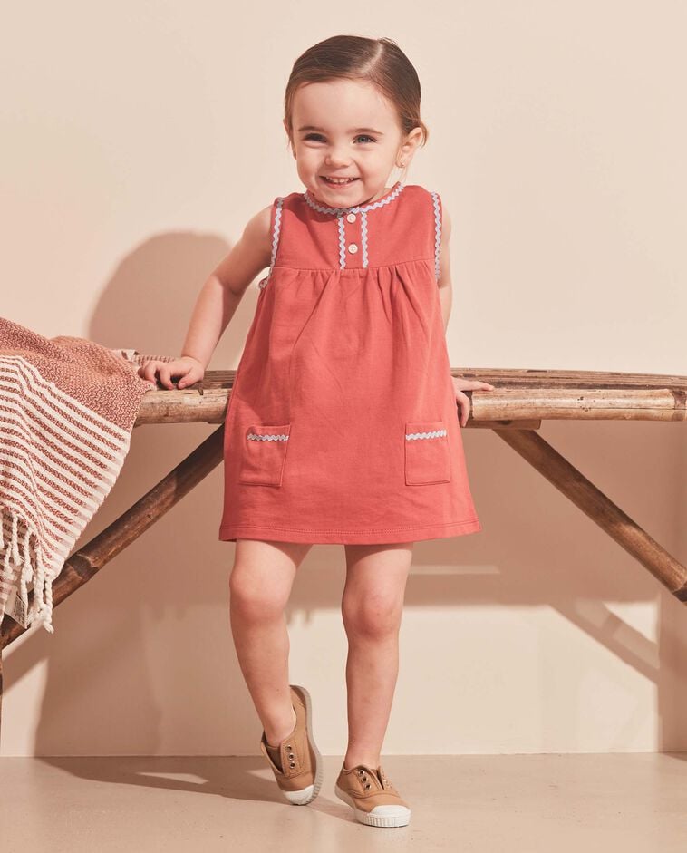 Vestido con ric rac a contraste naranja