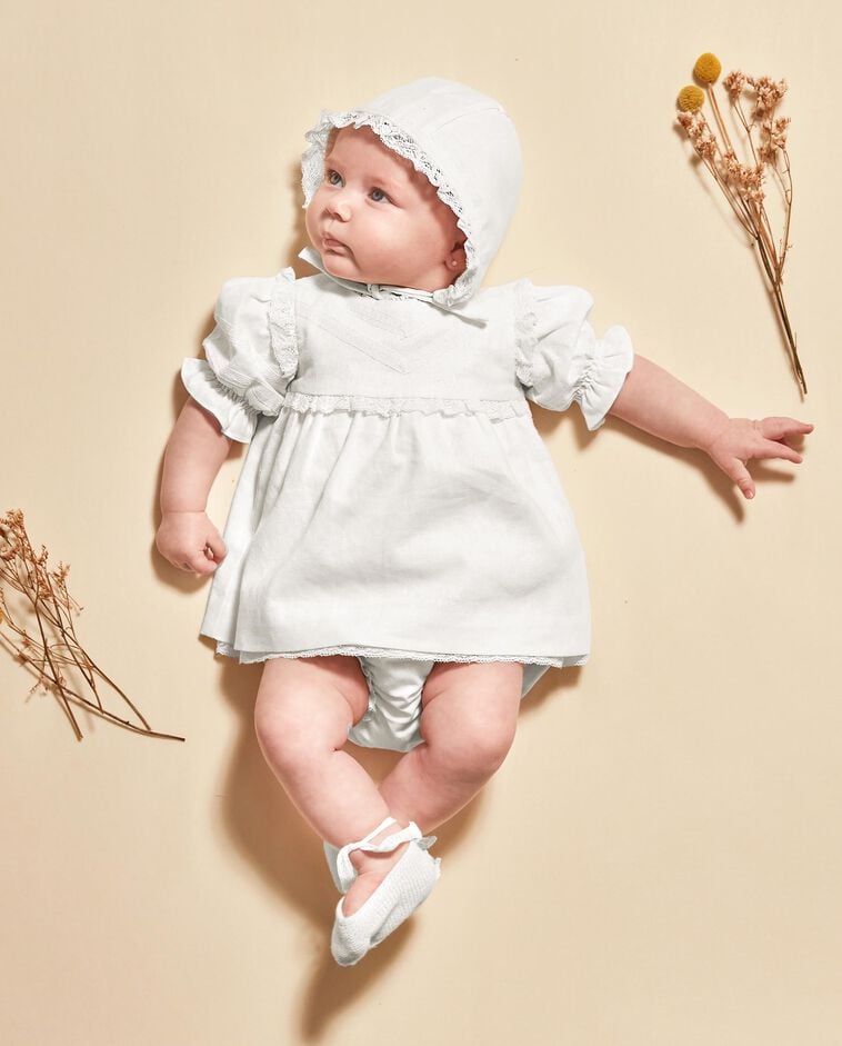 Vestido lino con encaje blanco