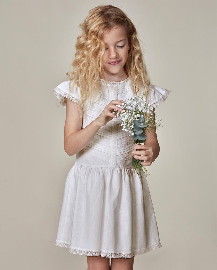 Vestido de lino con tiras bordadas blanco